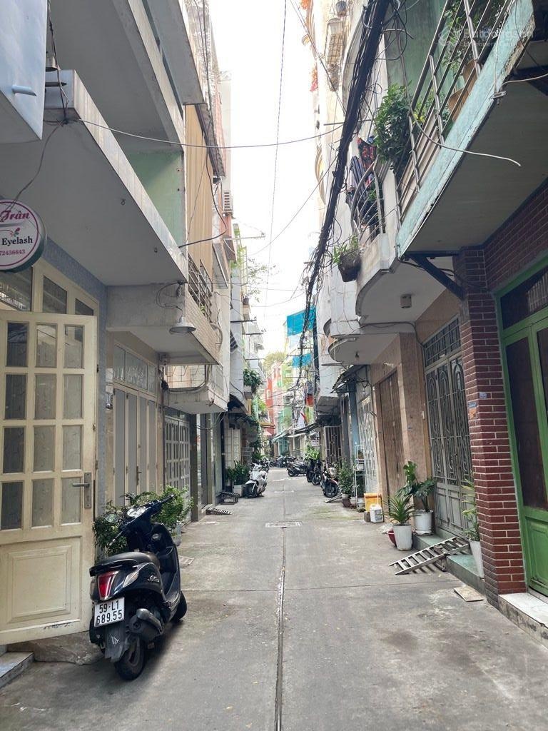 2 sẹc đường ng văn cừ - 32m2 - dòng tiền 18tr/th