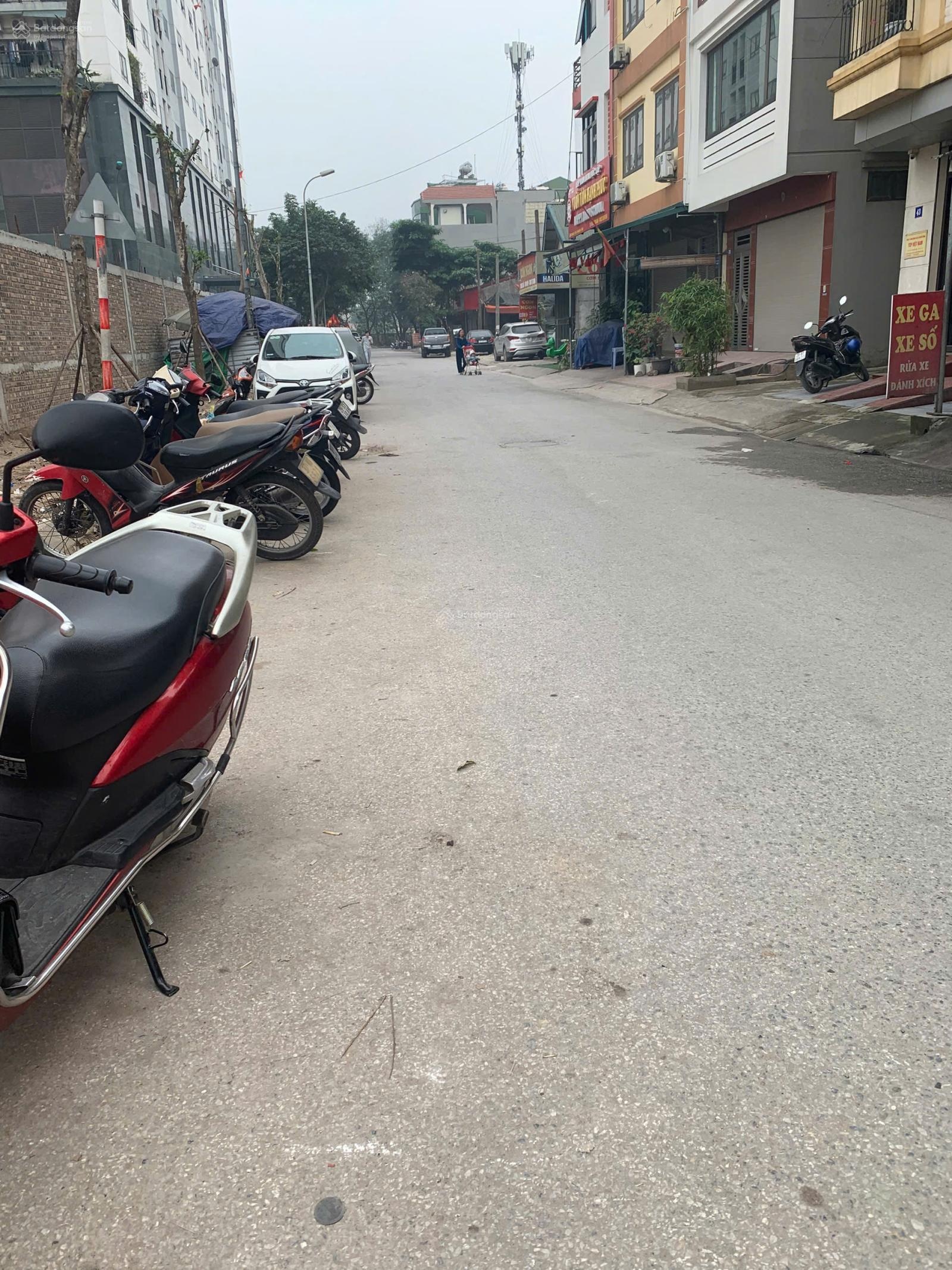 Chính chủ bán đất Hòa Lạc 65m2, MT: 6m vừa ở, vừa kinh doanh, cho thuê, ô tô tránh, ngõ thông