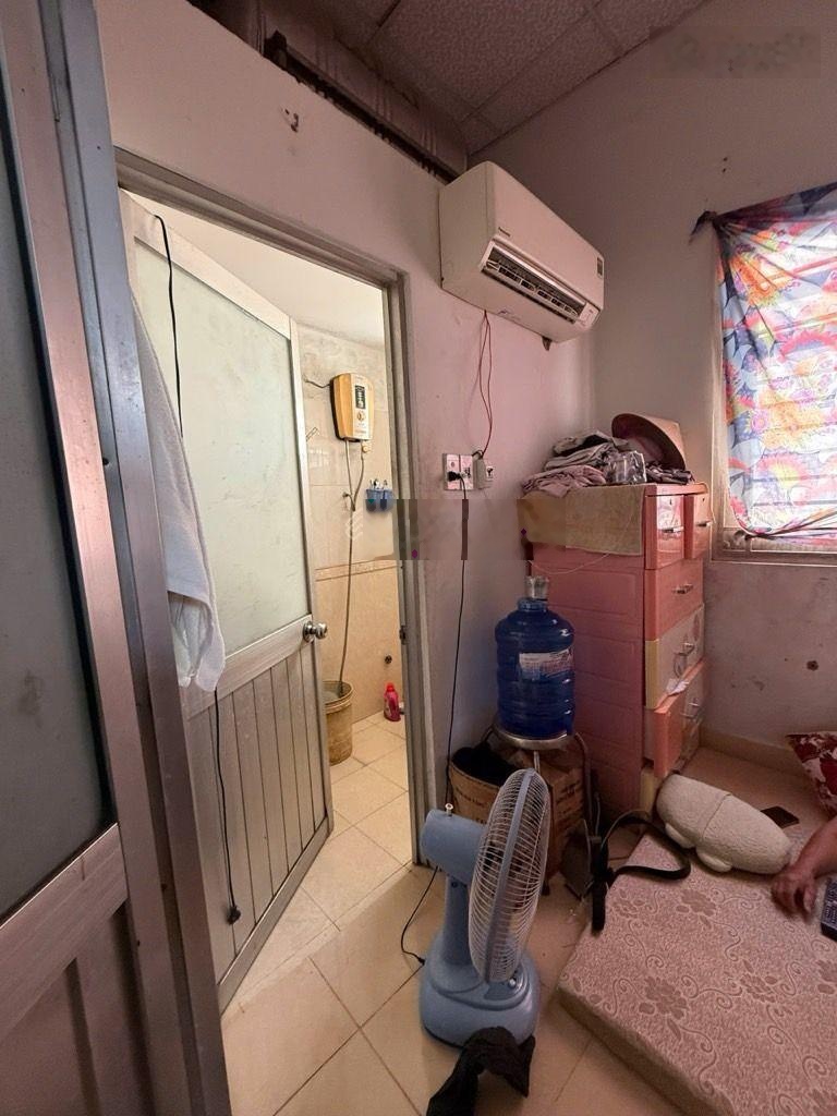 Bán nhà 2 tầng 40,3m2 sổ riêng hẻm 54 Trần Xuân Soạn kế cầu Tân Thuận