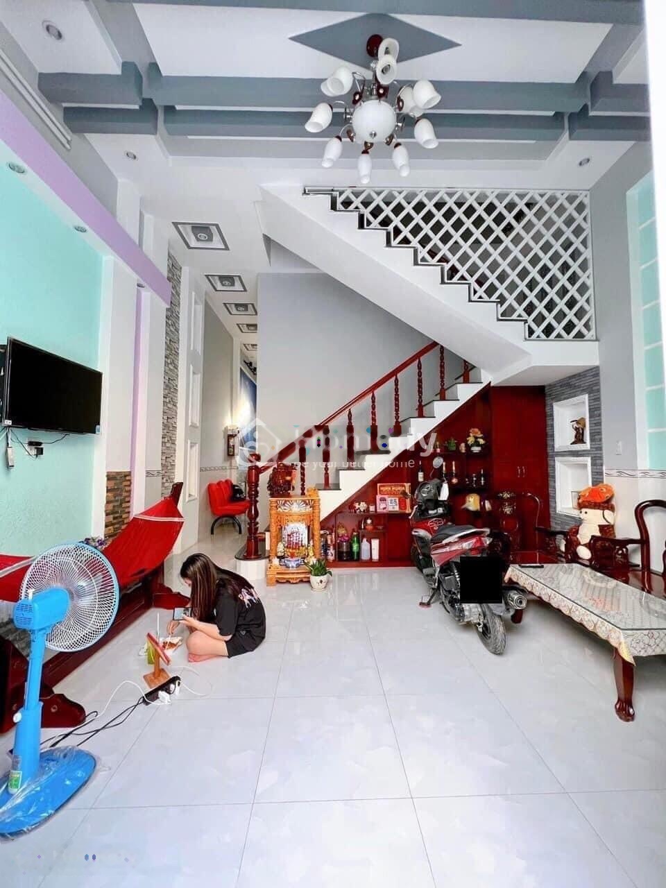 Cần vốn kinh doanh bán gấp dt 65m2 nhà đ.Hiệp Bình, Thủ Đức giá 860tr-gần Gigamall Thủ Đức