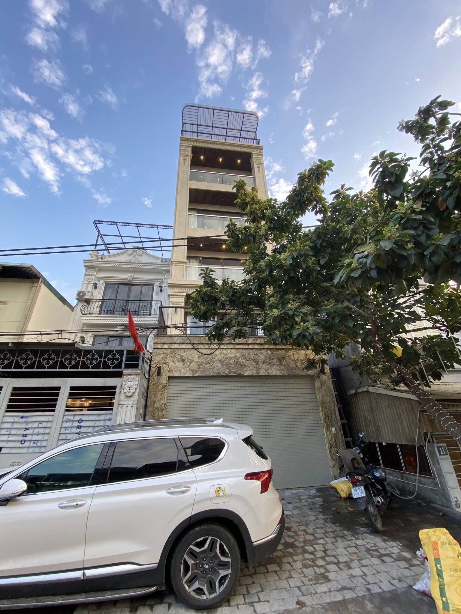 Bán nhà riêng quận Long Biên, thành phố Hà Nội, giá 17 tỷ