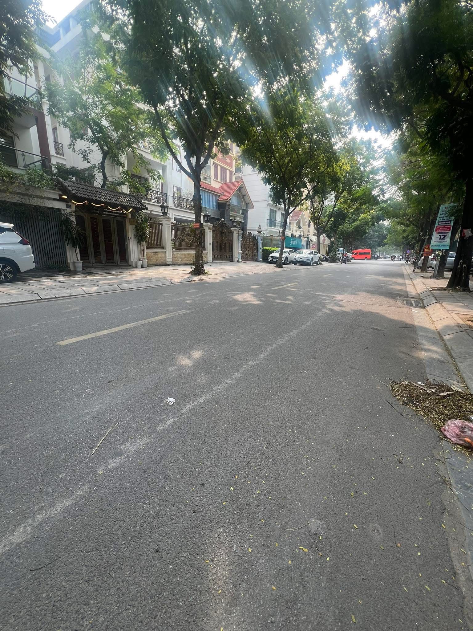 Bán nhà riêng quận Nam Từ Liêm, thành phố Hà Nội, giá 20 tỷ