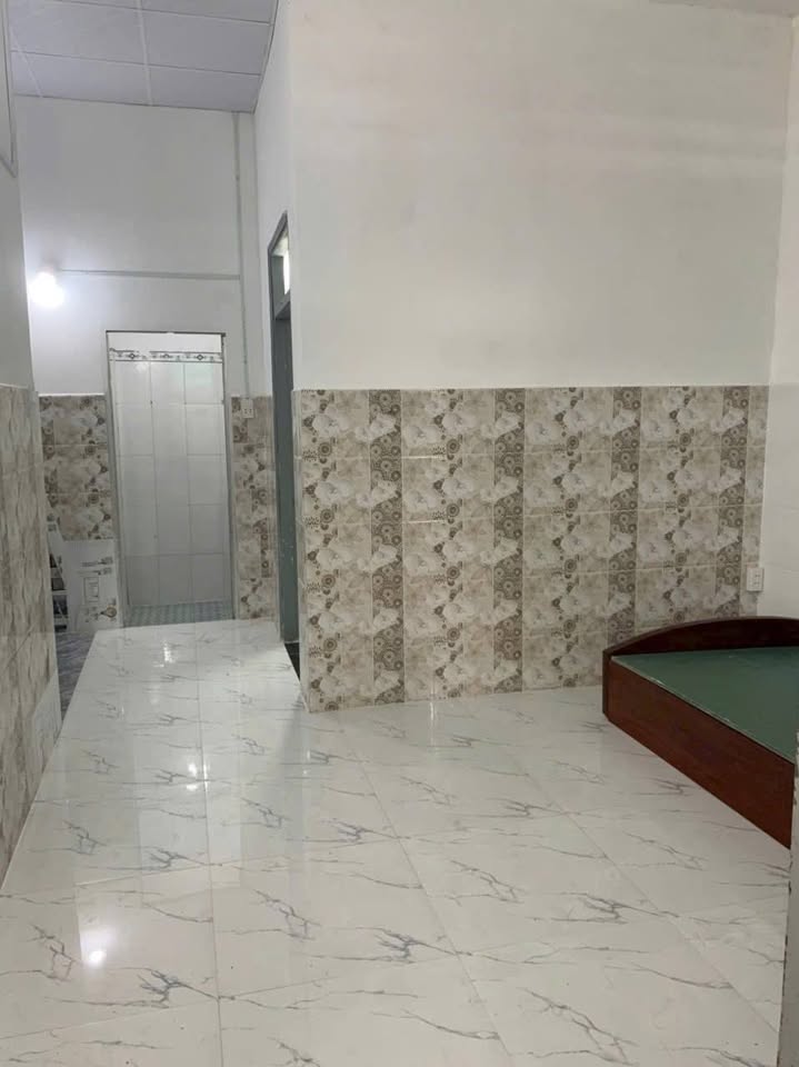 Cho thuê nhà 50m2 gần biển Long Cung, Phường 10, Vũng Tàu, giá 3 triệu/tháng