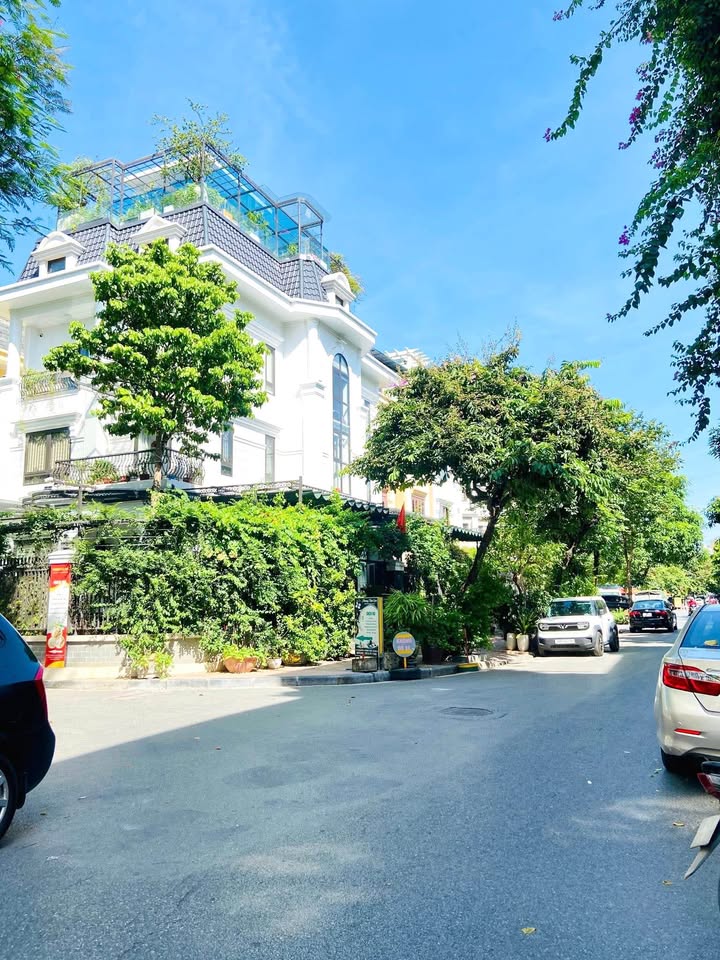 Bán nhà riêng quận Tây Hồ, thành phố Hà Nội, giá 7 tỷ