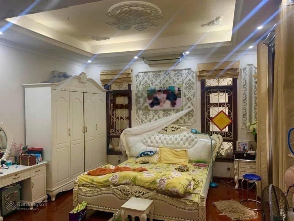 Sở hữu ngay nhà - 4 tầng Chỉ 5Tỷ190/84m2 Thạch Thị Thanh, Tân Định Quận 1. Gần công viên Lê Văn Tám