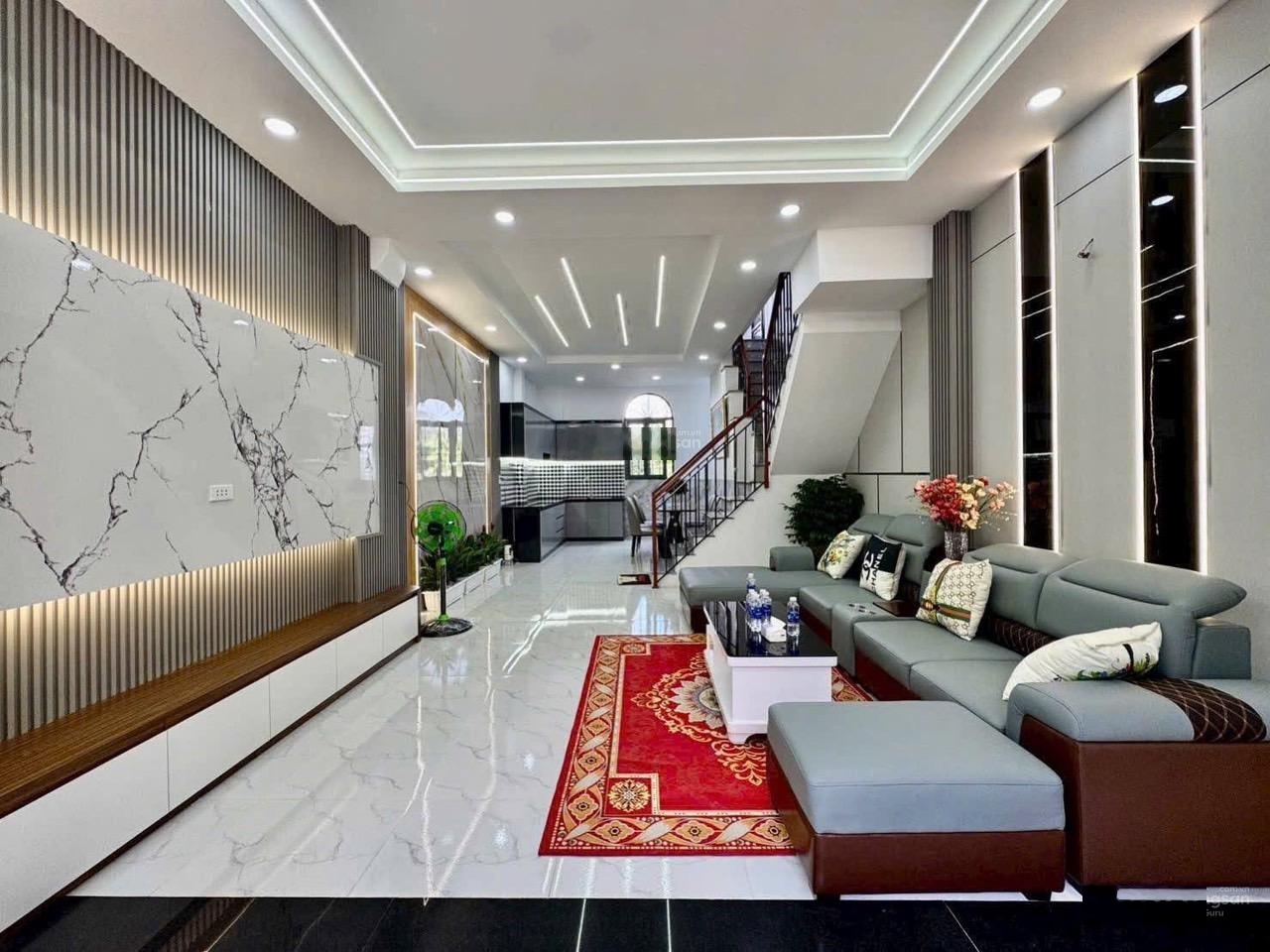 Sang lại căn nhà Bùi Văn Ba, Tân Thuận Đông, Quận 7 giá 2tỷ700 gần khu chế xuất - 54m2 còn rất mới