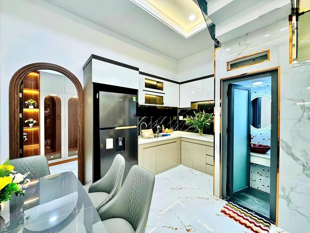 Nhà mặt tiền kinh doanh đường số 8 - 42m2 - nhà mới ở ngay - nhỉnh 5 tỷ