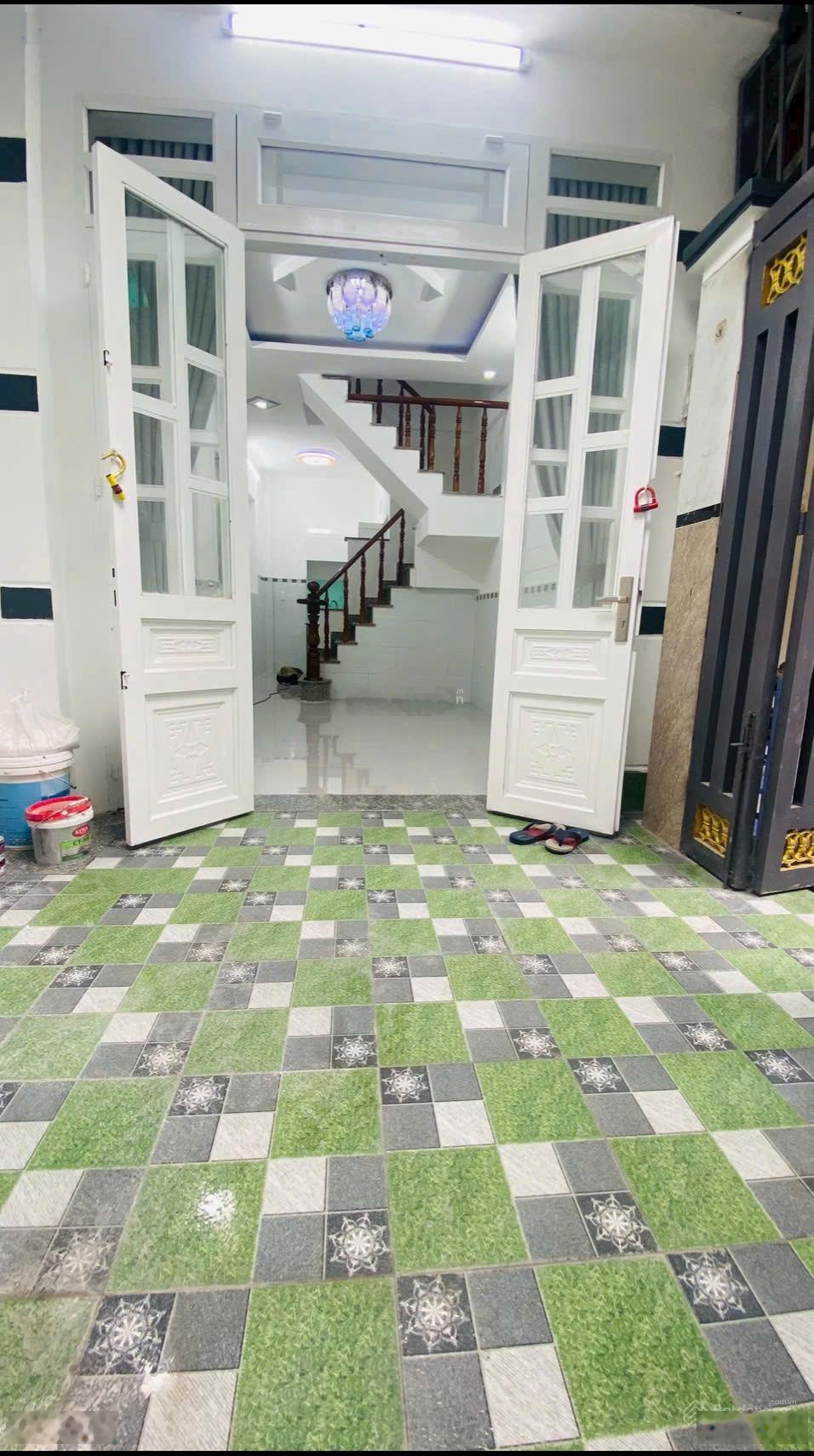 Bán nhà đẹp rẻ đường Lê Văn Khương phường Tân Thới Hiệp, Quận 12, đúc một trệt, hai lầu