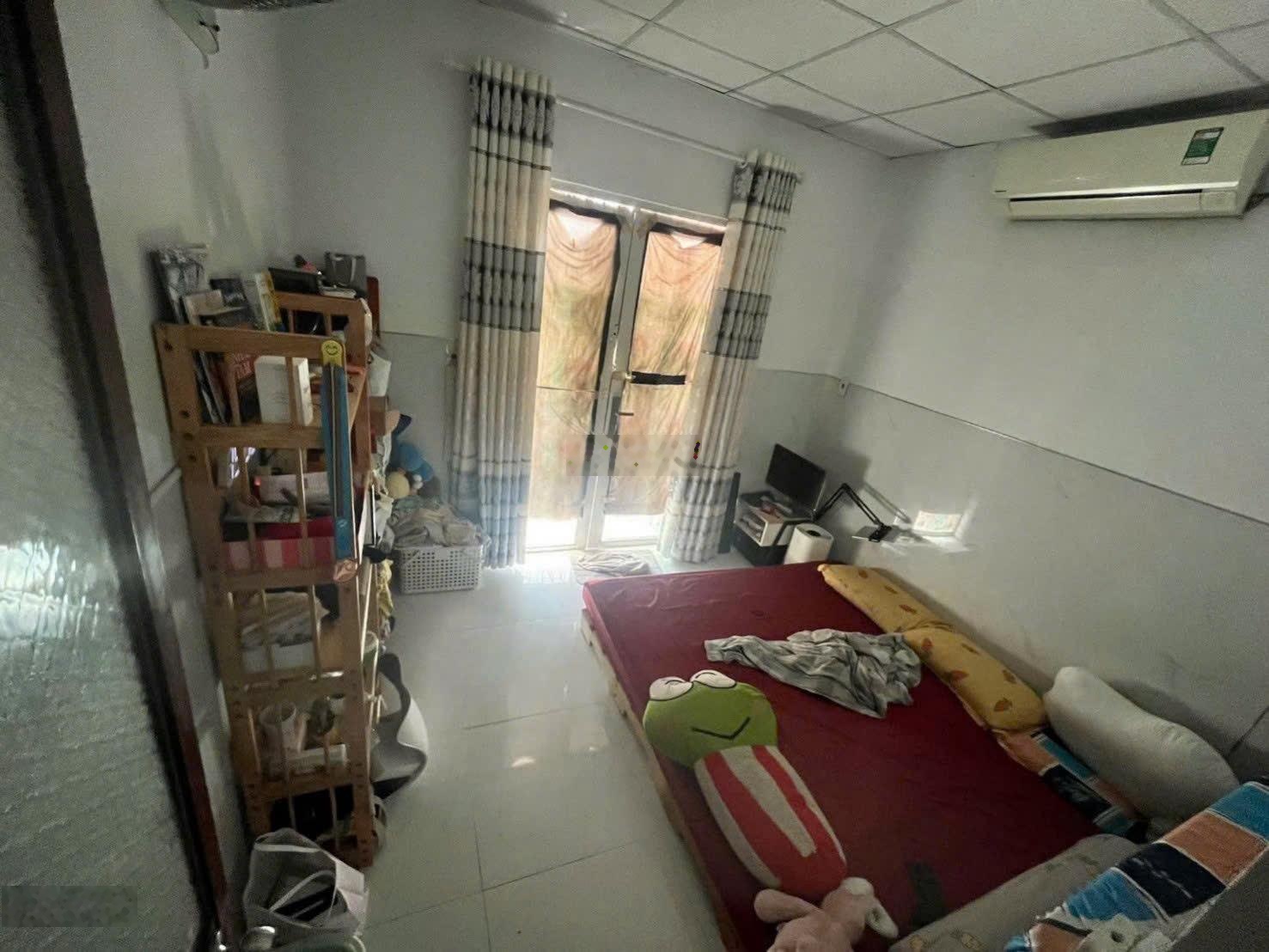 Bán nhà sổ hồng riêng nở hậu - huỳnh tấn phát - quận 7