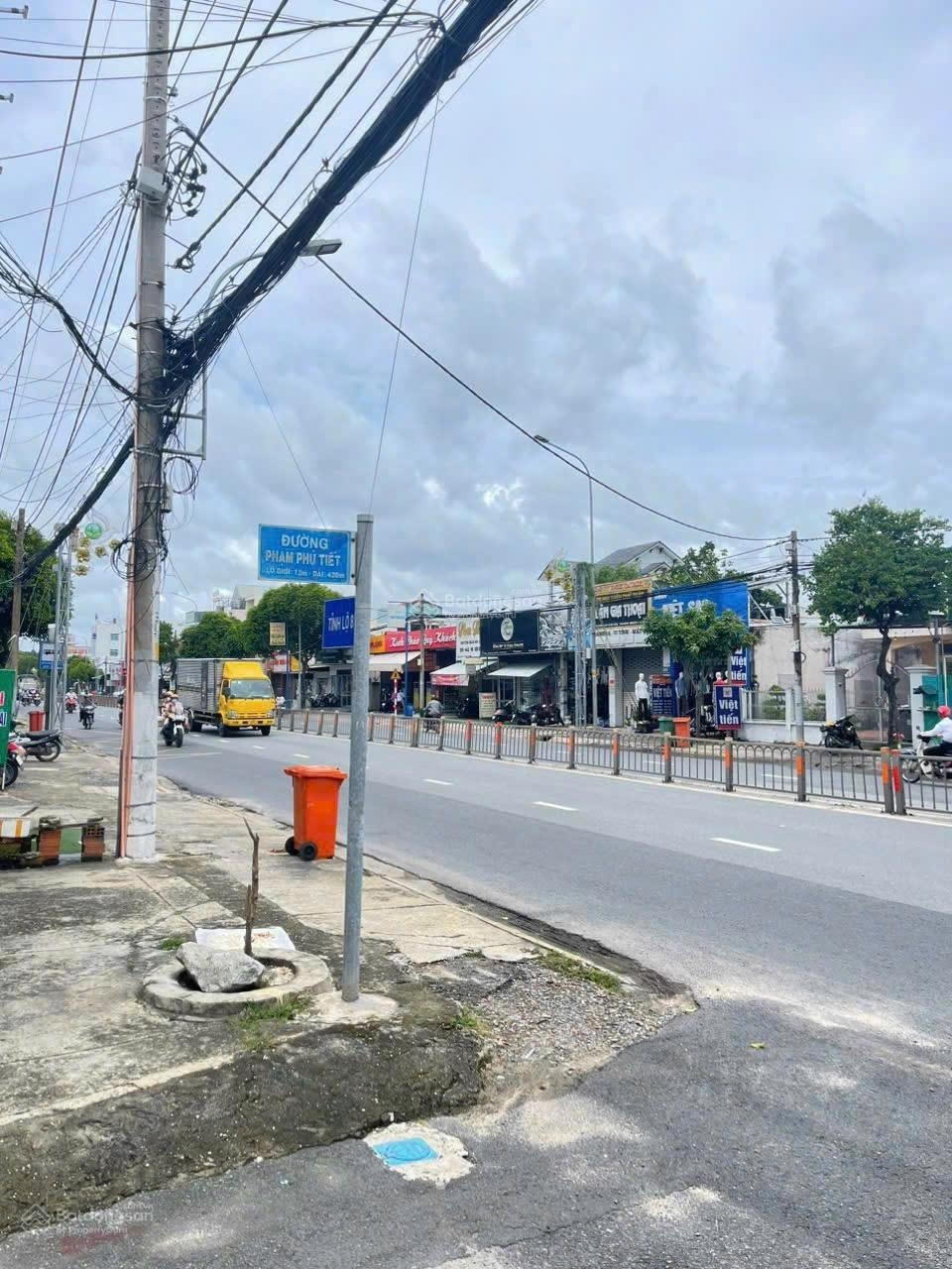 Đất full thổ vị trí đẹp trung tâm thị trấn Củ Chi sầm uất giá mini!!