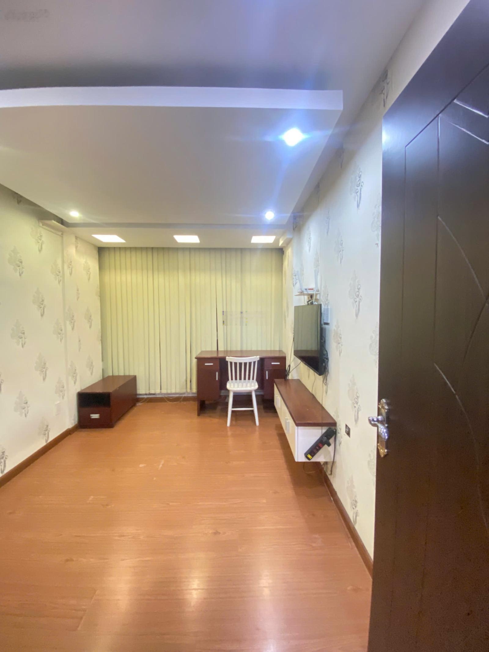 Bán gấp nhà 4 tầng 3pn full nội thất. q10 4.x tỷ