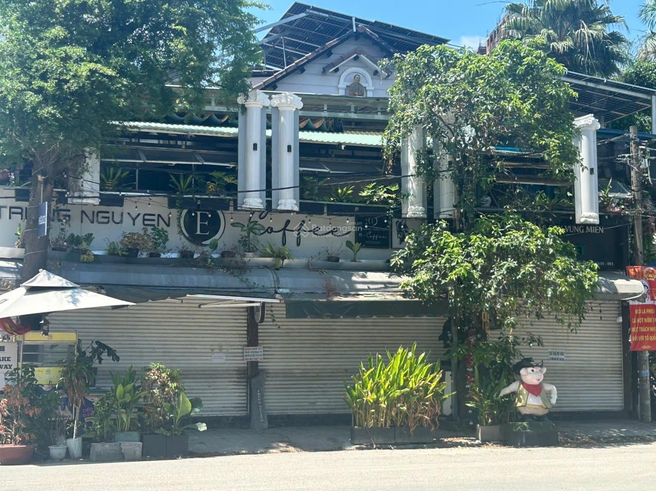 Hot! Cho thuê duy.nhất nhà 2 mặt tiền Lê Thị Chợ 300m2 ngay cạnh khu chung cư đông đúc