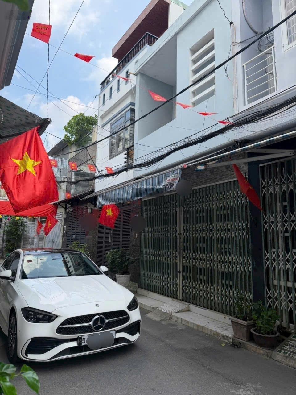 Bán nhà hẻm xe hơi 5m đường Nguyễn Văn Khối, P.9, 4 x 9, 2 tầng giá 4.45 tỷ tl