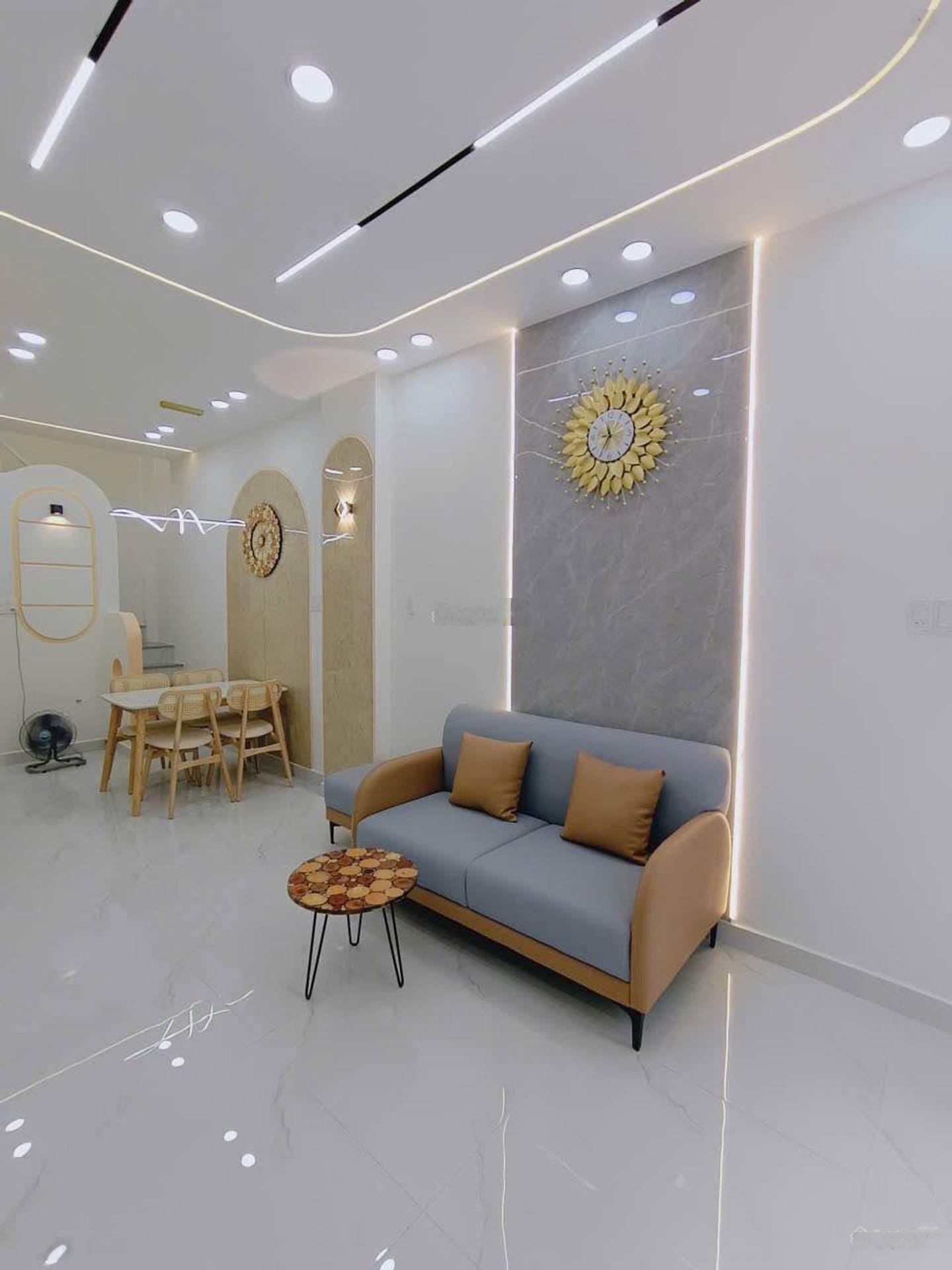 Nhà đẹp tân phú-nguyễn suý hẻm 5m-2 tầng full nội thất nhỉnh 4 tỷ