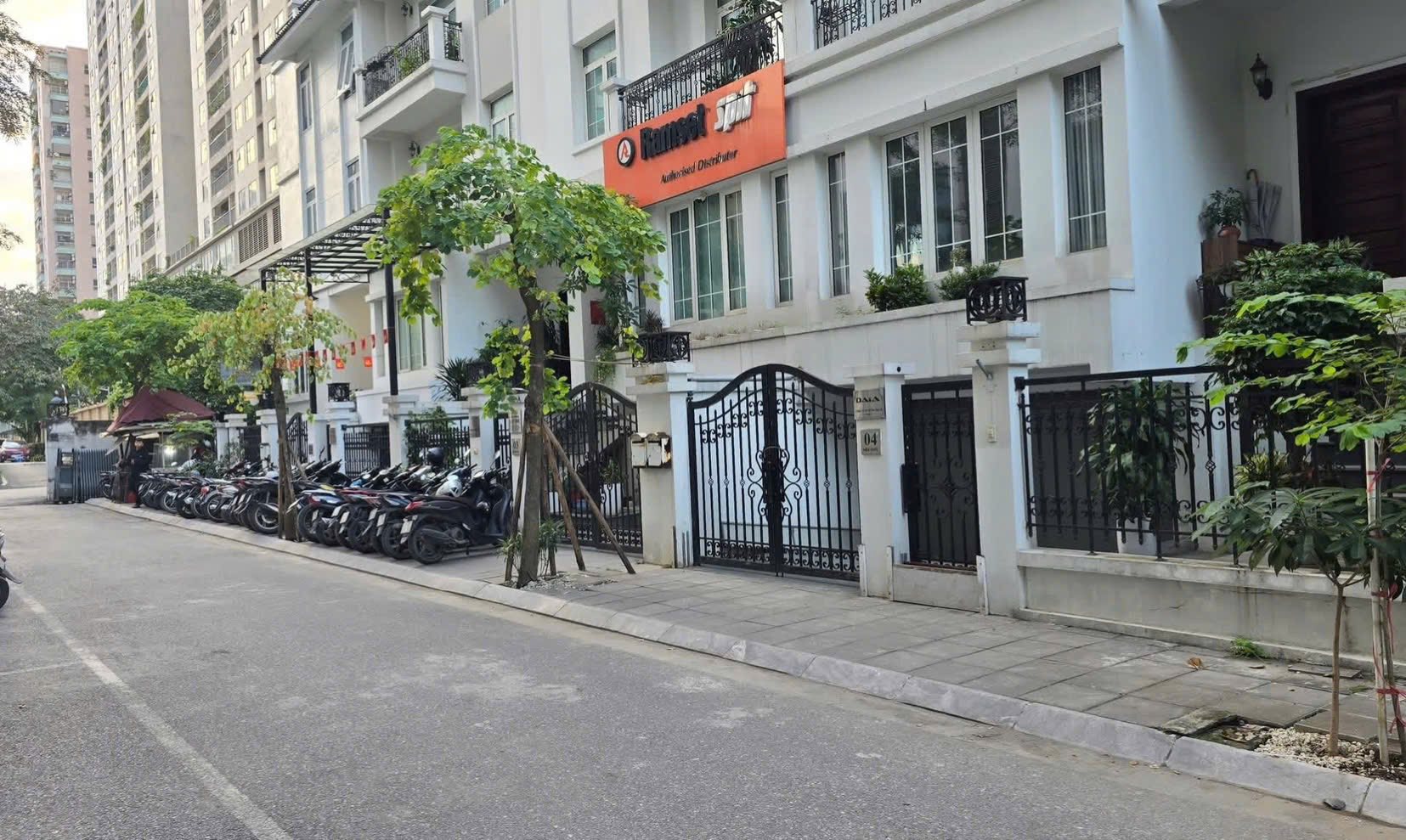 Bán liền kề quận Tây Hồ, thành phố Hà Nội, giá 56,5 tỷ