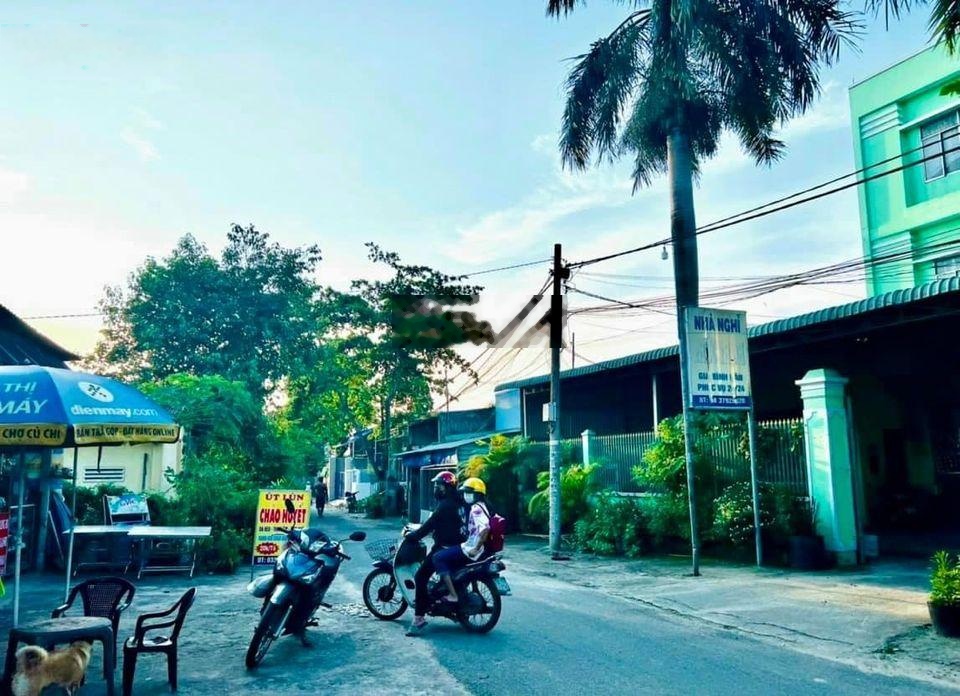 Bán gấp đất thổ cư 5x19m Giá 930tr đường Nguyễn Văn Khạ thị trấn Củ Chi ngay cầu vượt Củ Chi