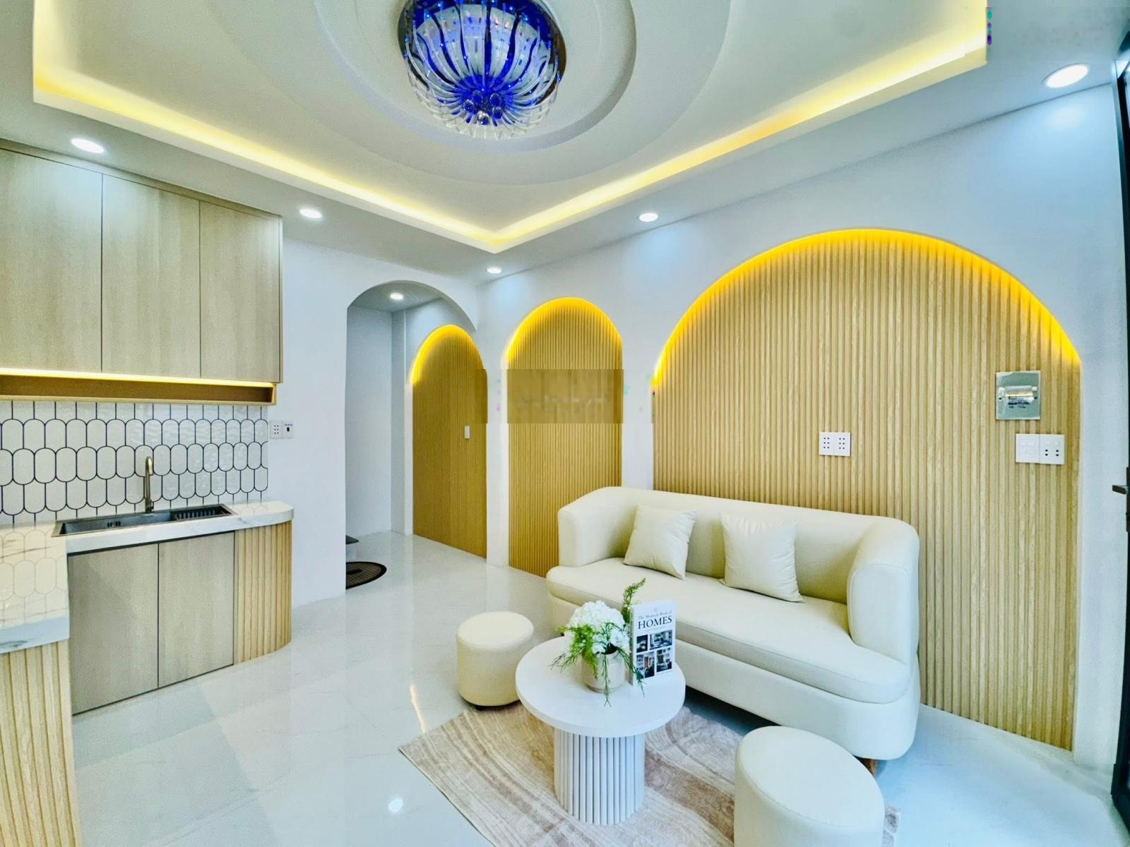 Vợ chồng tôi bán gấp nhà Phan Xích Long-P.Cầu Kiệu-PN, gần BV Hoàn Mỹ.Giá 4 tỷ/73m2,cho thuê 22 tr