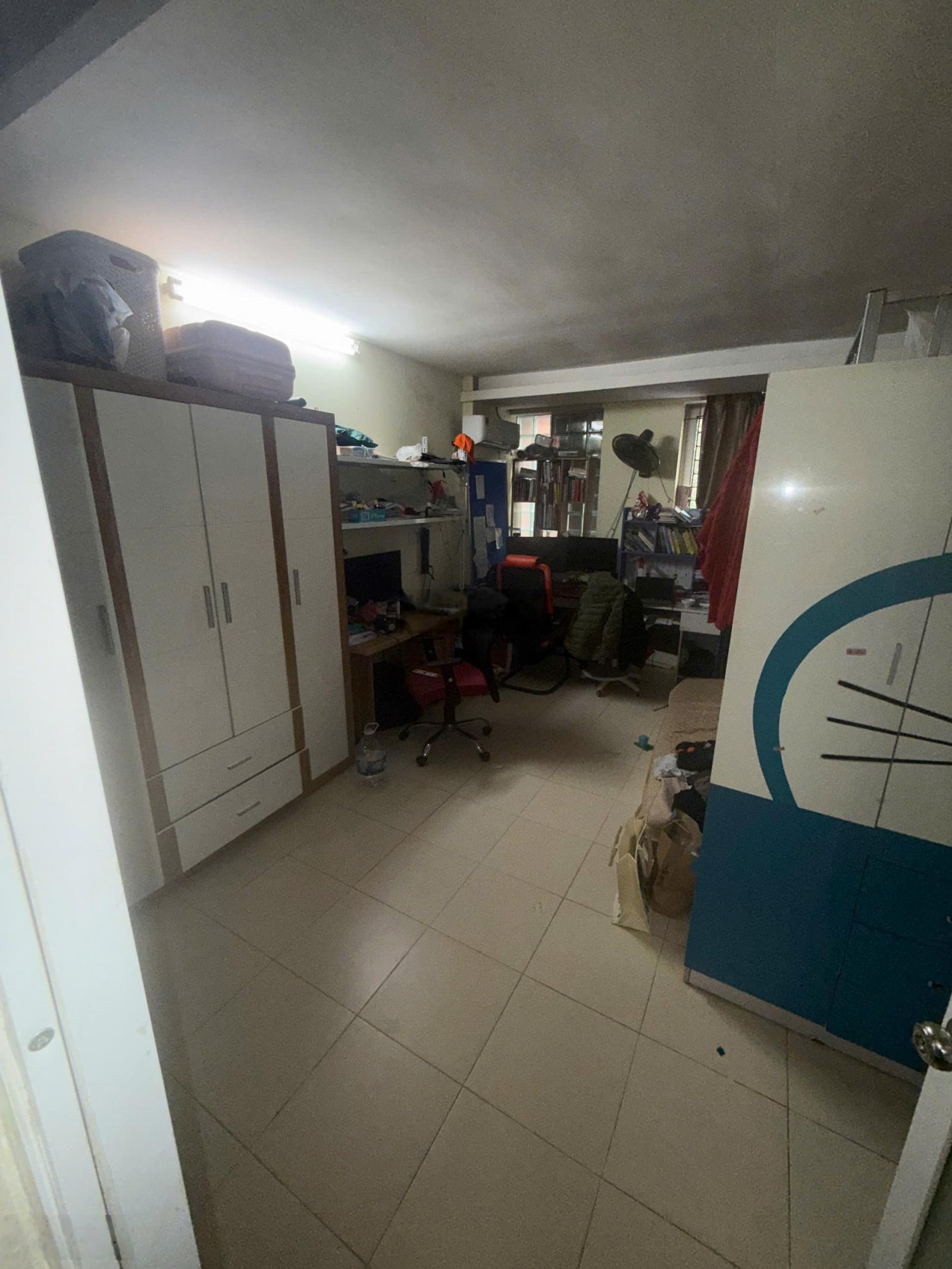 Chính chủ bán nhà 2 tầng ngõ ô tô Định Công, mặt hồ Đầm Đỗi