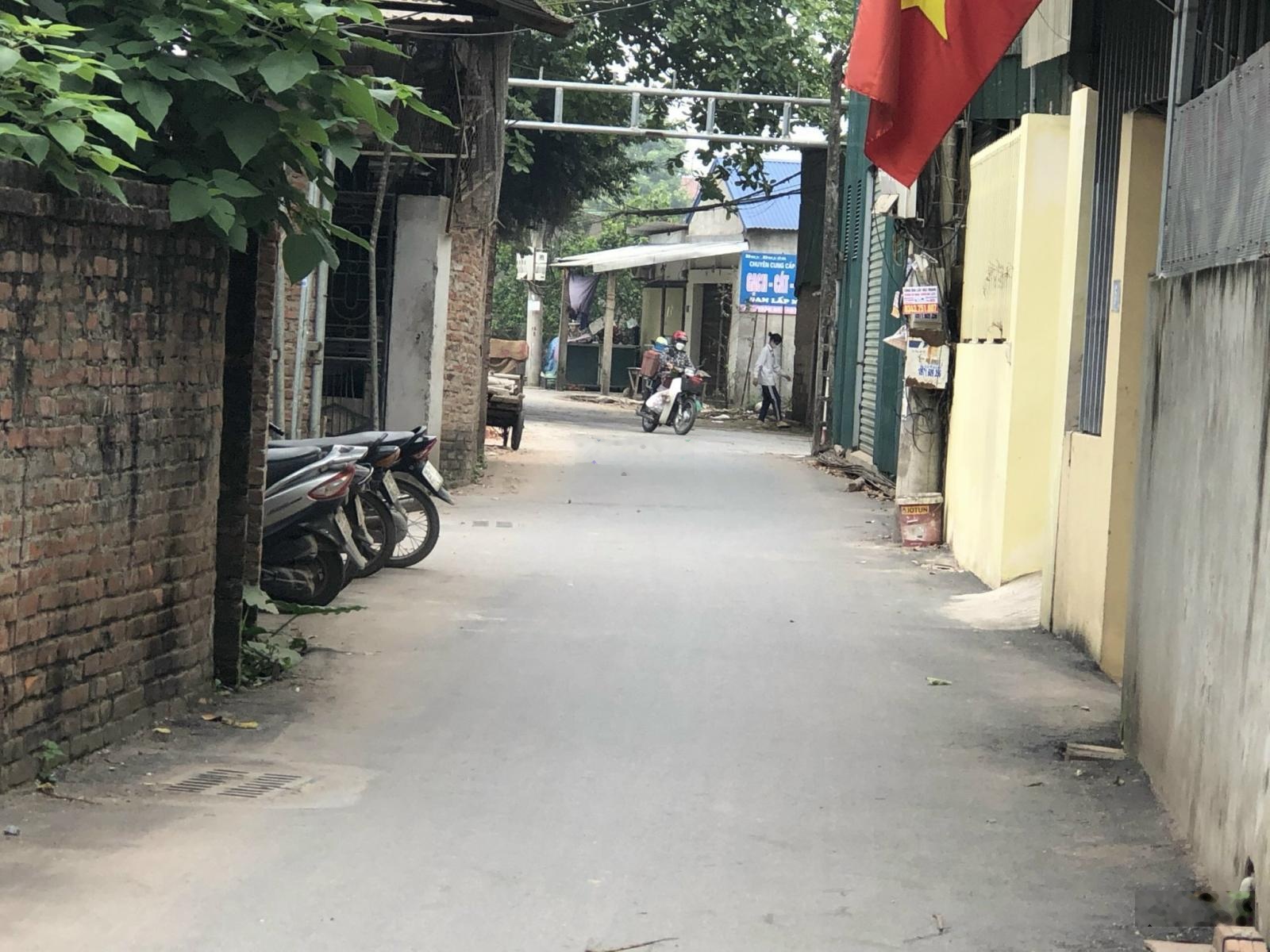 hàng HÓT Chỉ 1,2x tỷ lô đất cần bán gấp tại xã Phú Nghĩa ô tô tải thông