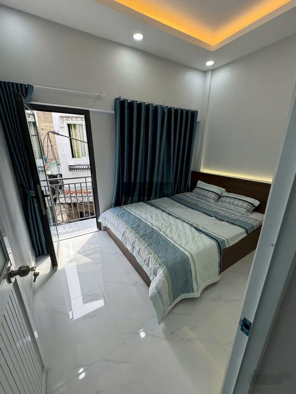 Bán nhà shr* Góc nhà fullNT-hẻm 391 huỳnh tấn phát Q7- Dt 4x7m-1L+2pn- Giá 3.8 tỷ