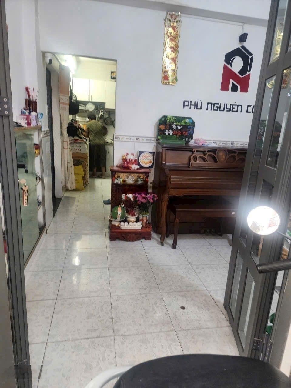 Nhà bán đường Phú Thọ Hòa, Tân Phú, giá 3.35 tỷ, 2 tầng, 26m