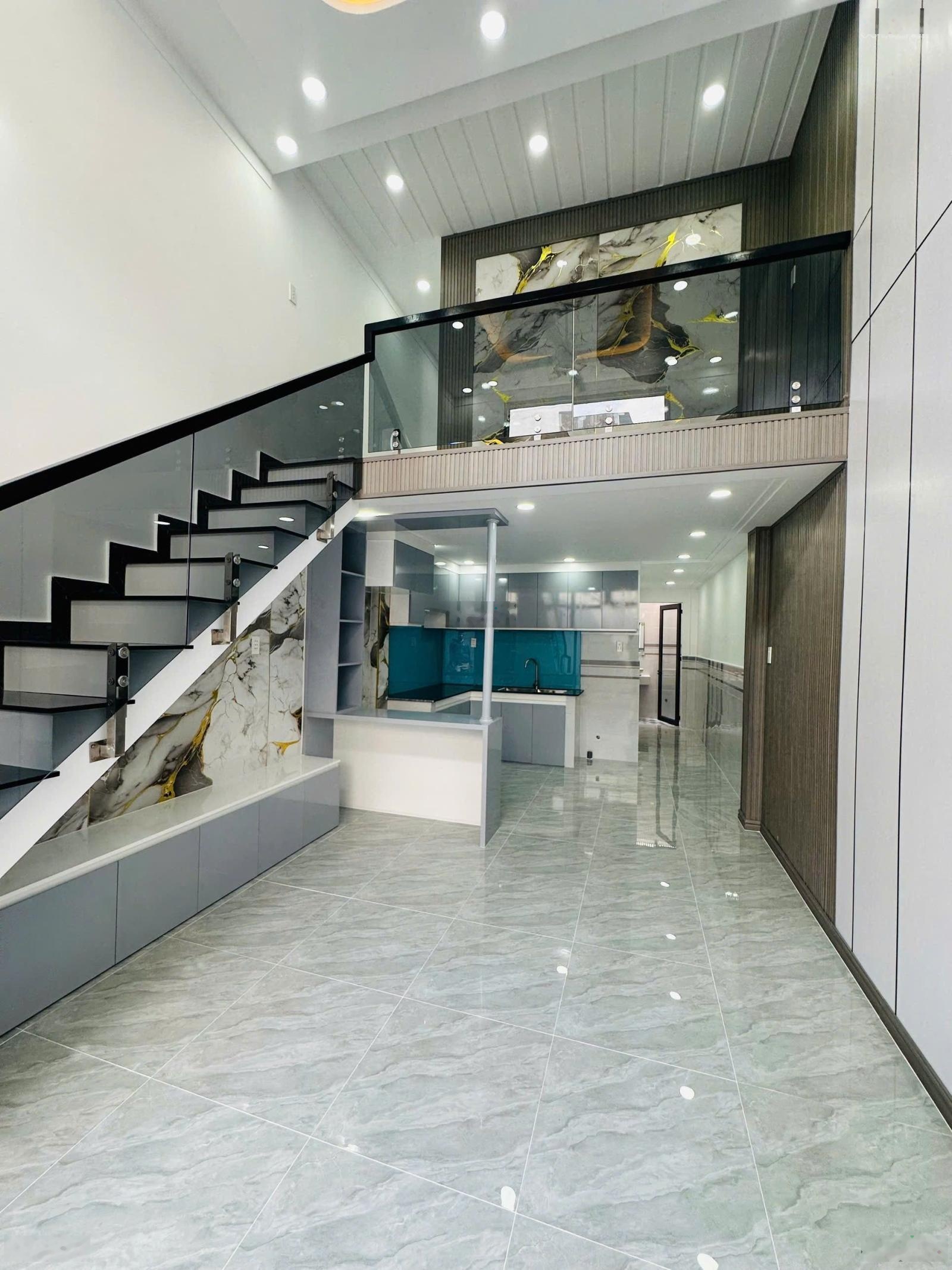 Bán nhà riêng tại Hiệp Thành 13, 2,478 tỷ, 4x16, đẹp, nhiều tiện ích