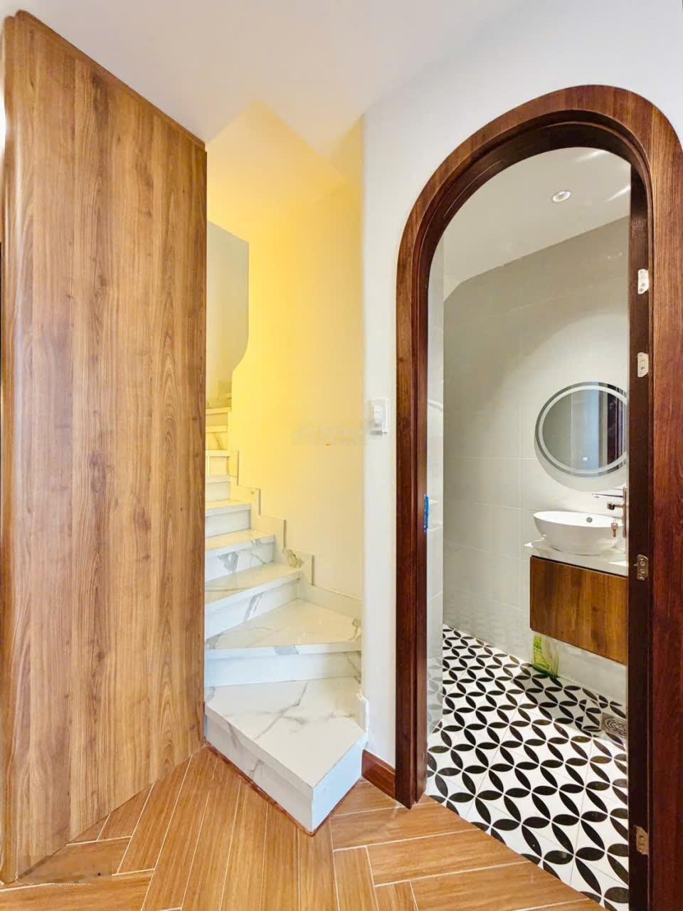 Bán nhà hẻm 3m đường Quang Trung, P.10, 4,5 x 7 nở hậu 5,5 giá 4.55 tỷ tl