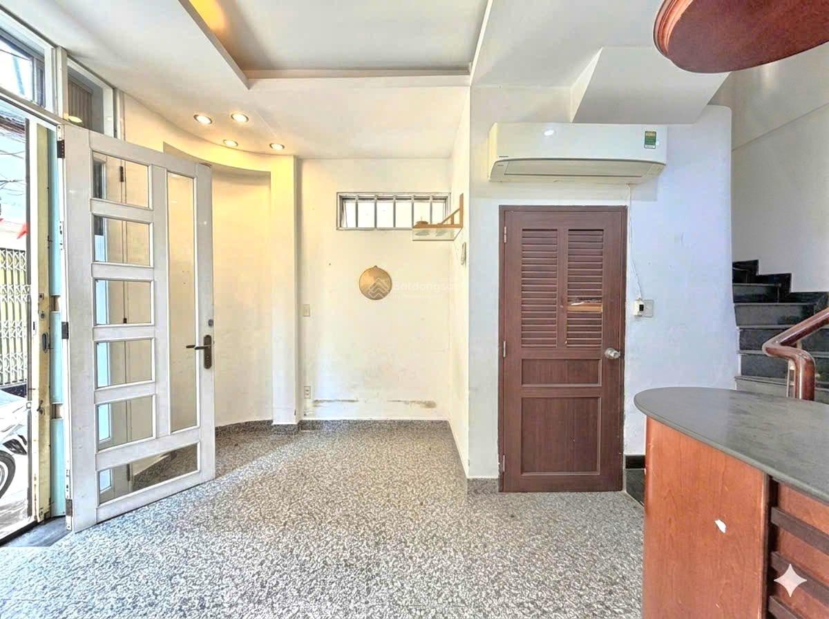 Bán nhà quận 1 hẻm xe hơi 7 chỗ kin doanh Ngang 4.1m nở hậu A4 5tầng Trần Hưng Đạo Lô góc ko lộgiới