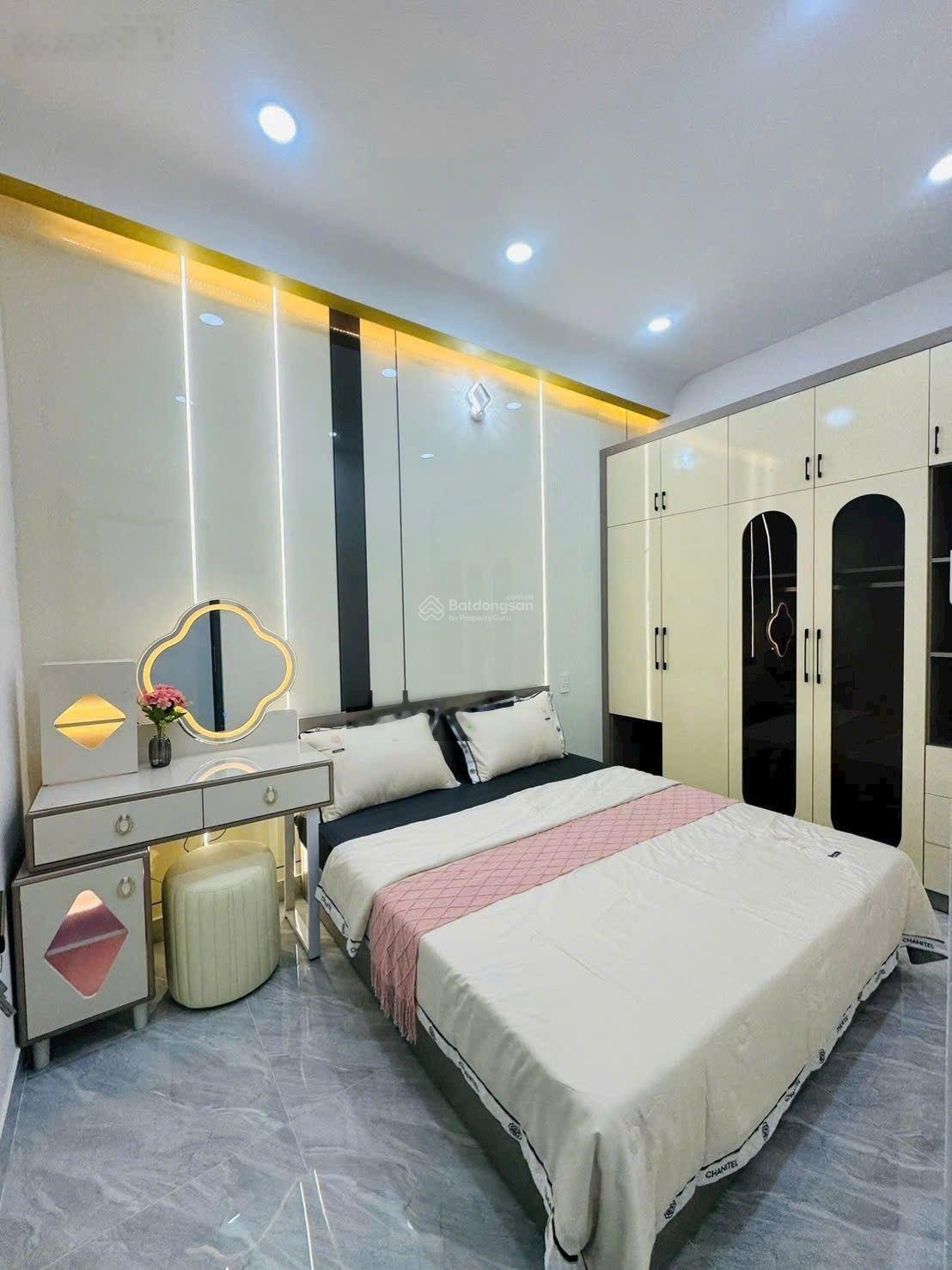 Bán căn nhà đẹp huỳnh văn nghệ, gò vấp