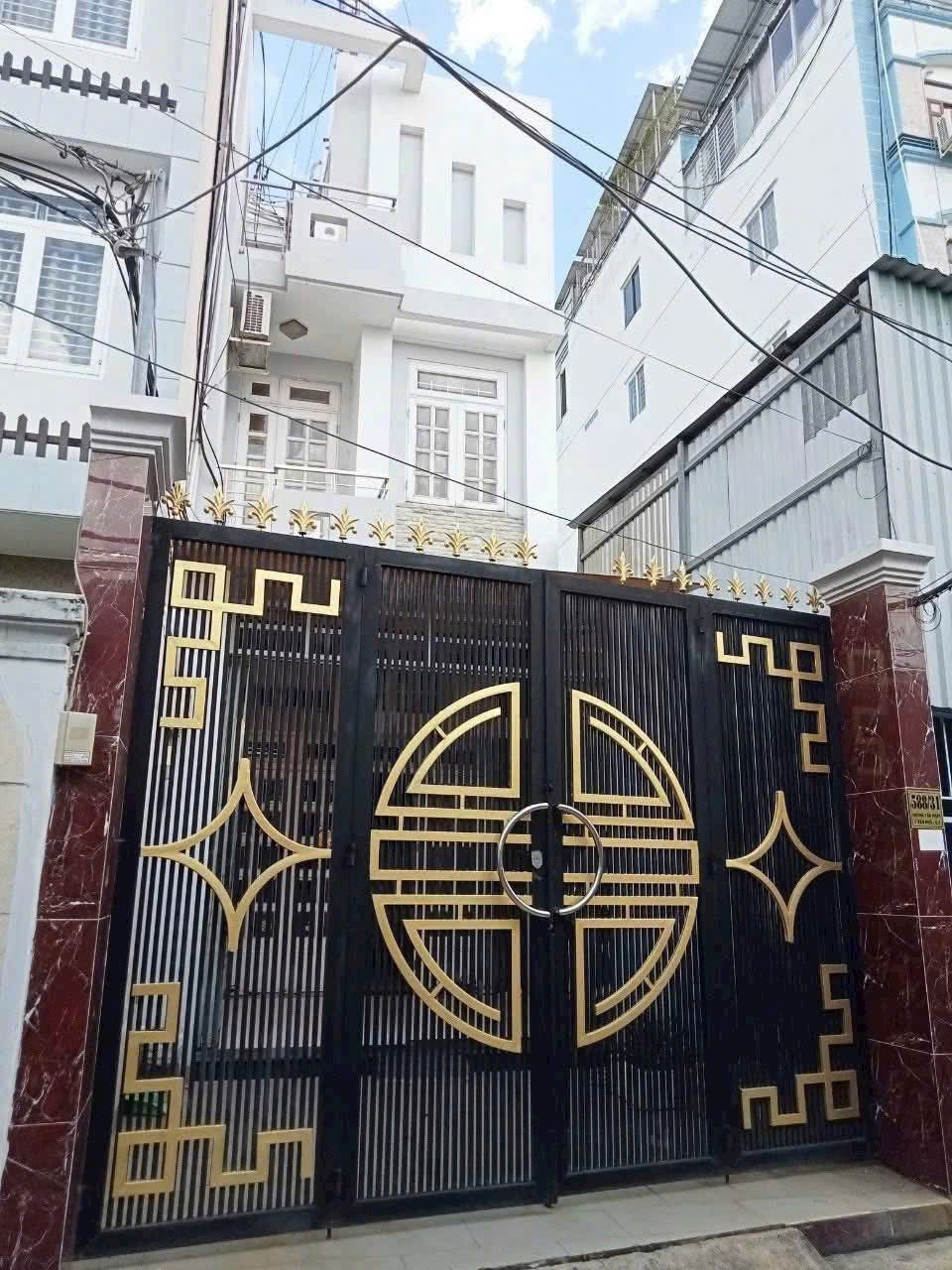 Cho thuê nhà nguyên căn hẻm xe hơi 588 Huỳnh Tấn Phát, phường Tân Mỹ, Quận 7, giá 15 triệu/tháng