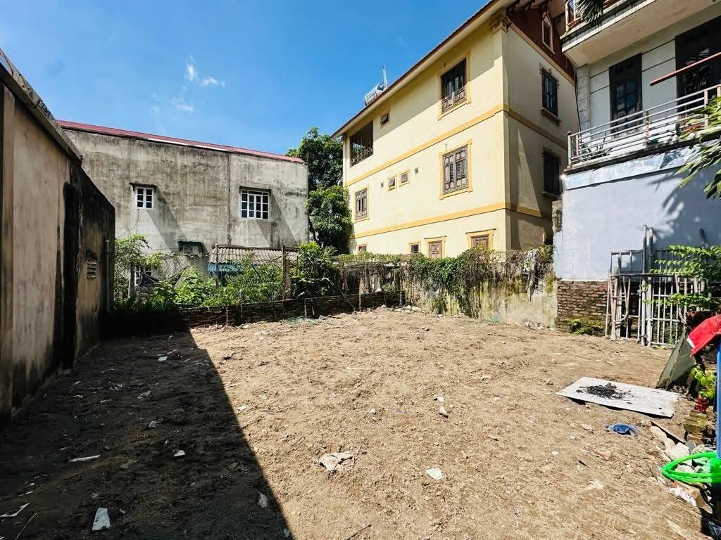 Chính chủ gửi bán mảnh đất vàng Nguyễn Lam, Long Biên