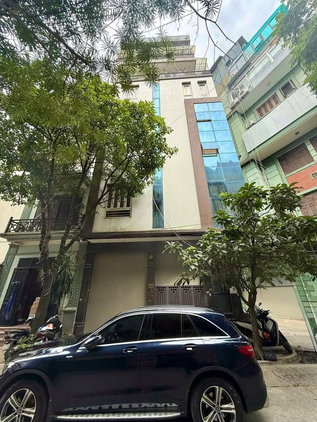 Bán nhà phân lô trên phố Trần Đăng Ninh - Trần Thái Tông, phố siêu giàu.