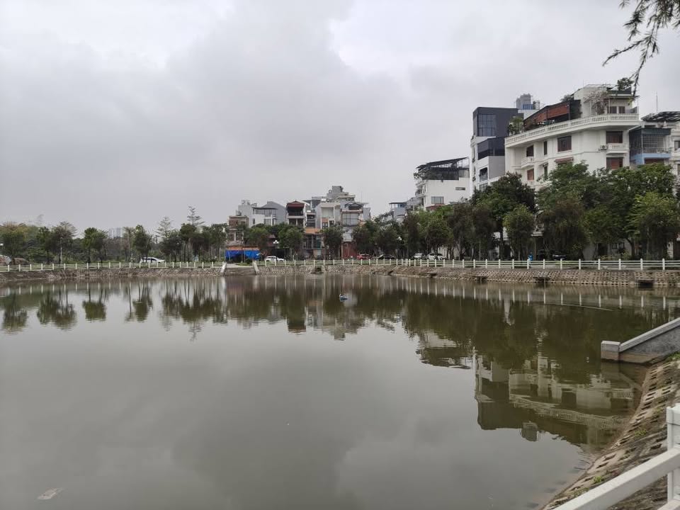 Bán đất quận Long Biên, thành phố Hà Nội, giá 10 tỷ