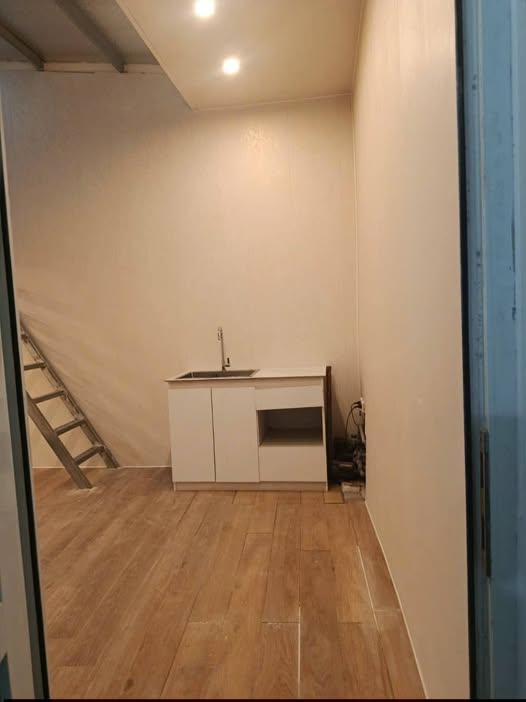 Bán nhà 2 tầng diện tích 22m2 tại ngõ 182 Thúy Lĩnh, Hoàng Mai