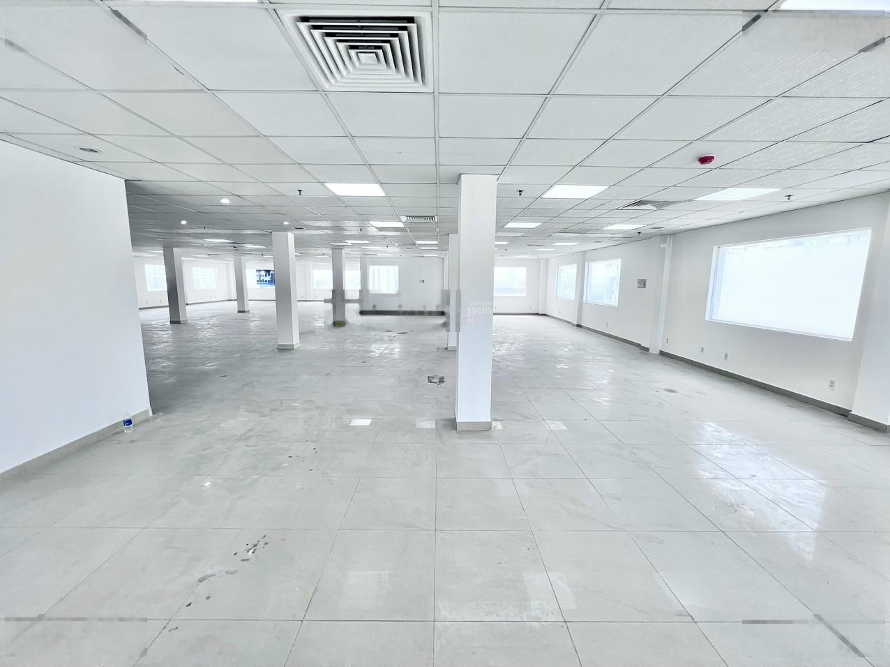 Tòa nhà mới xây mặt tiền Nguyễn Thị Thập ngay Lottemart Quận 7 - DT 10x25m hầm trệt 5 lầu