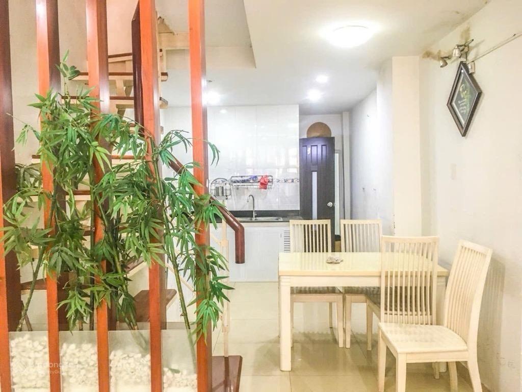 Nhà HXH Quận 1 - Nguyễn Cảnh Chân - 34m2 - 3tầng - chỉ 8,3 tỷ