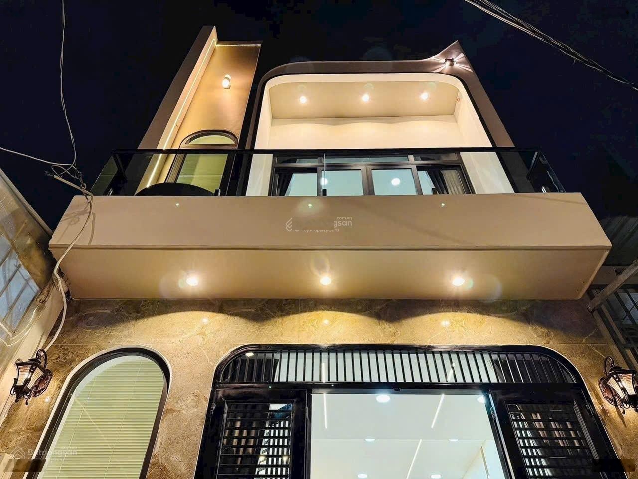 Nhà giá đẹp DT 50,2m2 giá 3tỷ5 đường Nguyễn Cửu Vân P17 Q. Bình Thạnh