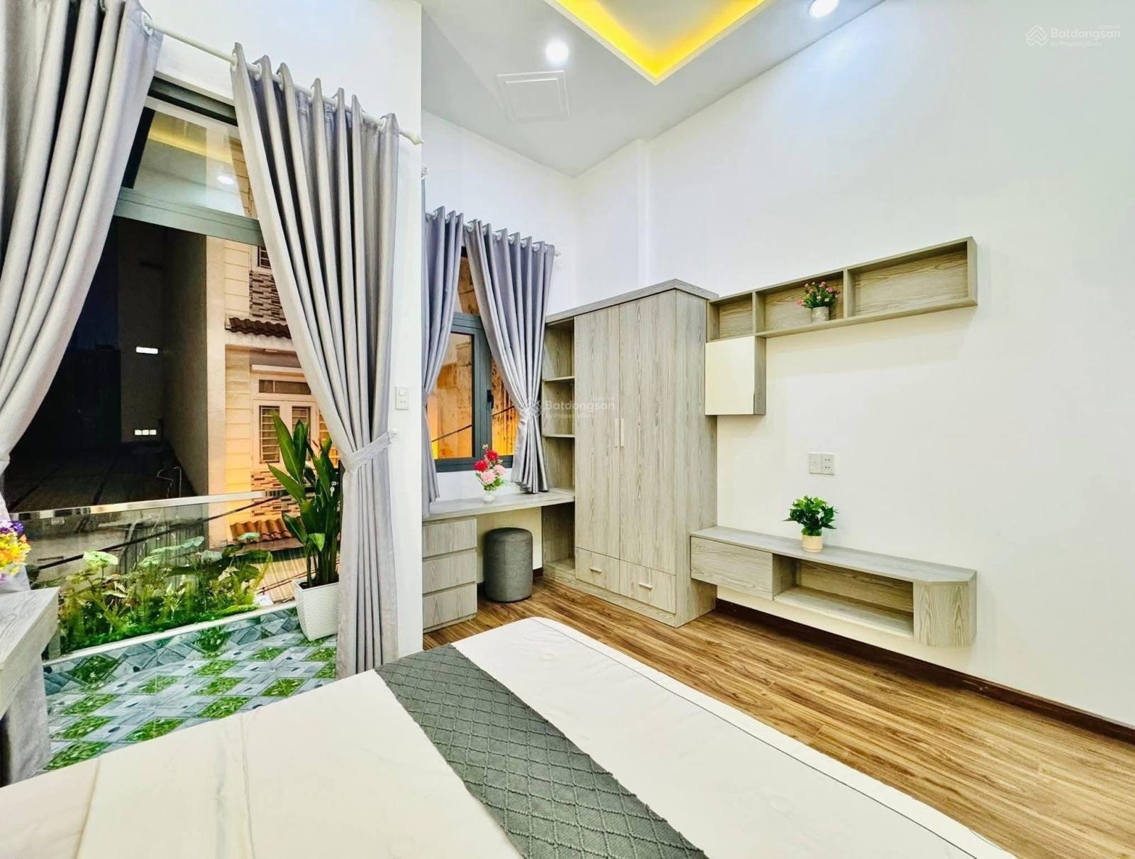 Nhà đường 6,5m ngay Thạch Thị Thanh -Quận 1.Giá 5Tỷ2/82.4m2 đang cho thuê 25triệu.Ngay chợ Tân Định