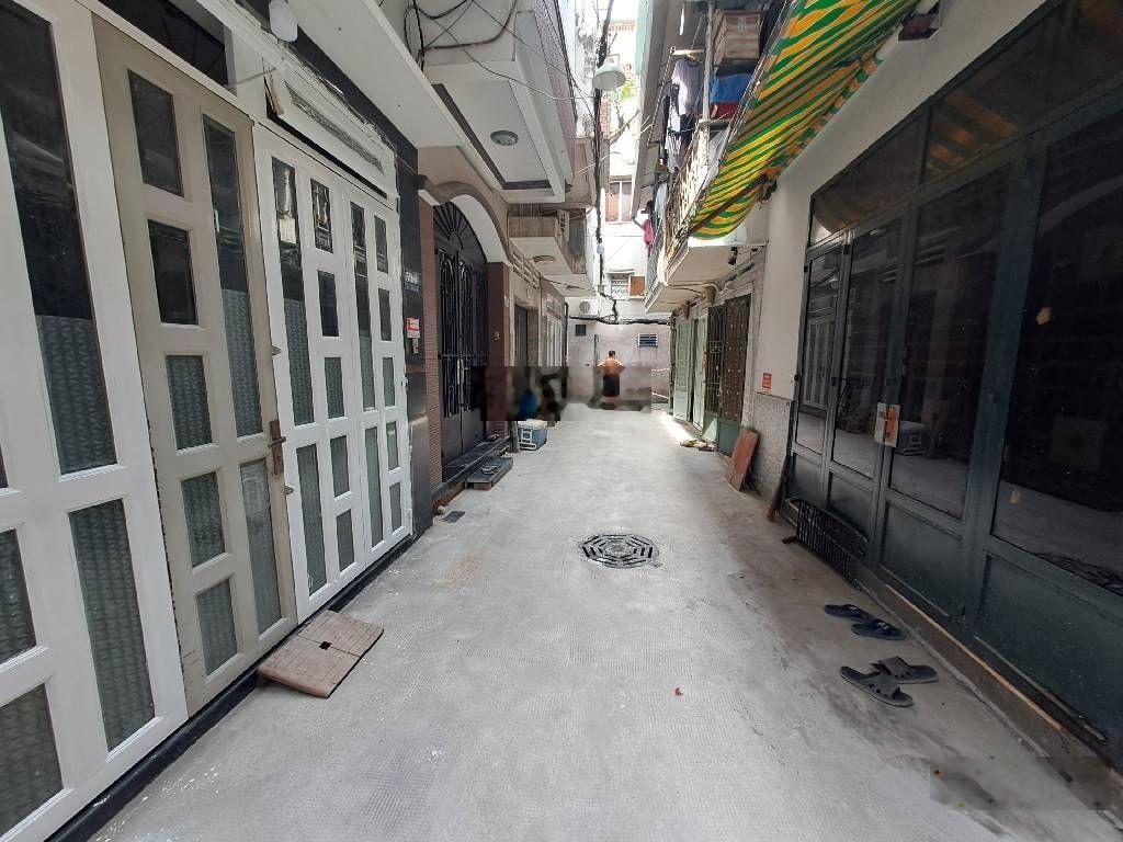 Khu vip Tân Bình 56m2 - chủ bán đất tặng nhà - nhà 2 tầng - hẻm thoáng