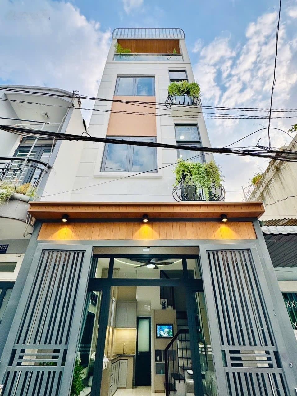 Nhà mới đẹp ở ngay - sổ vuông - pháp lý chuẩn - 3 PN - khoá số. 4.46 tỷ (TL)