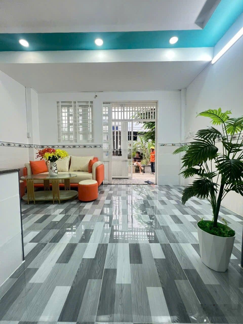 Bán Nhà hẻm xe hơi giá tốt ở Thạnh Xuân 24,Q12