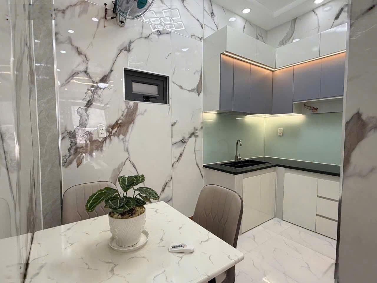 Đầu xuân chủ ký gửi sản phẩm siêu HOT! Vạn Kiếp, Bình Thạnh. DT: 50,8m2(5,08mx10m) 2PN 2WC