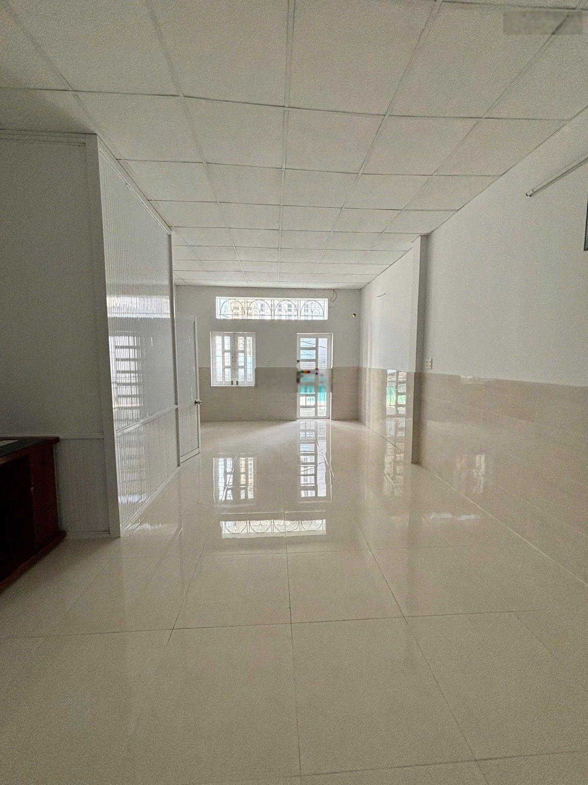 Bán nhà ở lê thiệt - tân phú - ngang 4.2m - 2 tầng - gần hẻm ôtô - giá chỉ 4.6 tỷ