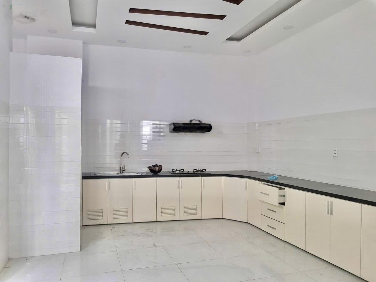 Cho Thuê Nhà 1 Trệt 3 Lầu 4PN 5x16m Hẻm Xe Hơi Kiều Đàm 793 Trần Xuân Soạn