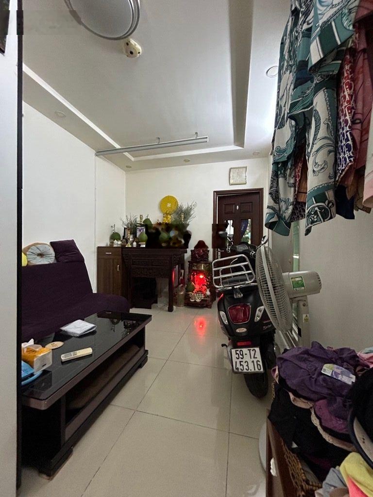 Chủ giảm 500 triệu nhà 3 tầng HXH Quận 1, gần Chợ Bến Thành