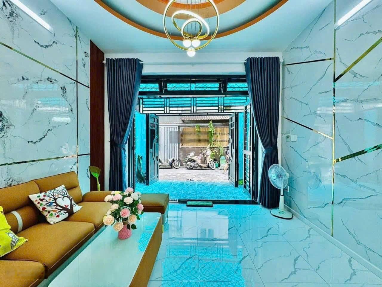 Nhà 54m2 Phan Xích Long - khu VIP nhất Phú Nhuận. Xây 1 trệt 2 lầu, hẻm oto thông. Giá chỉ 3 tỷ 100