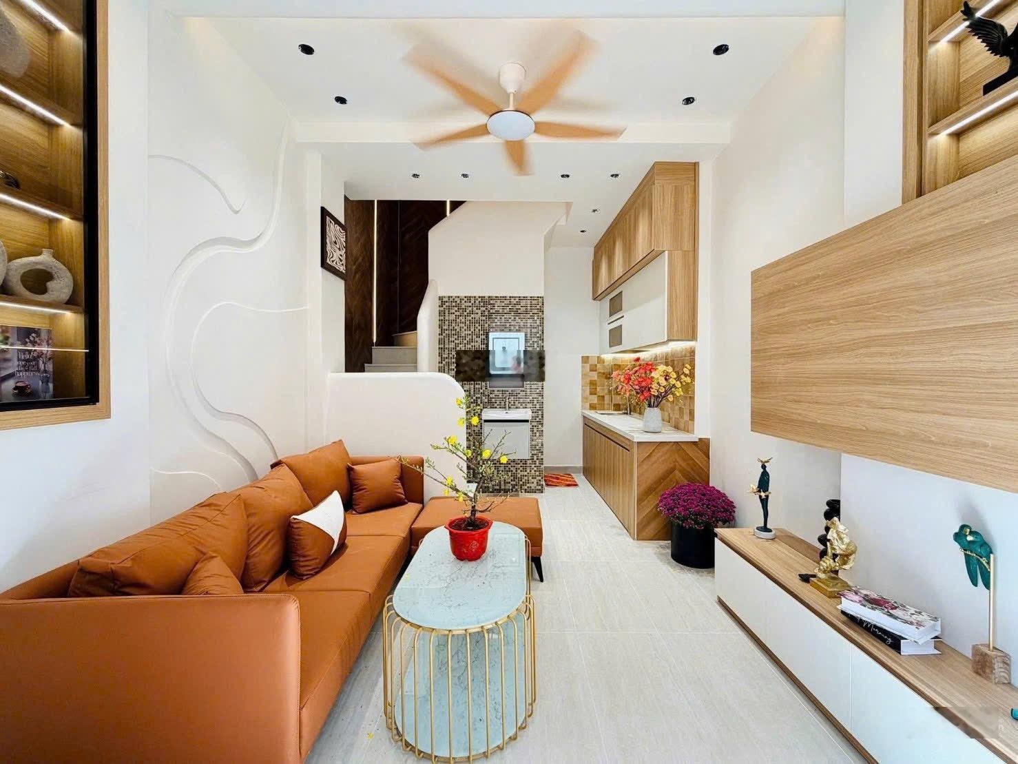 Tìm đâu ra nhà Bình Thạnh, Nguyễn Huy Lượng 57m2 giá chỉ 2 Tỷ 650 ngay vùng lõi