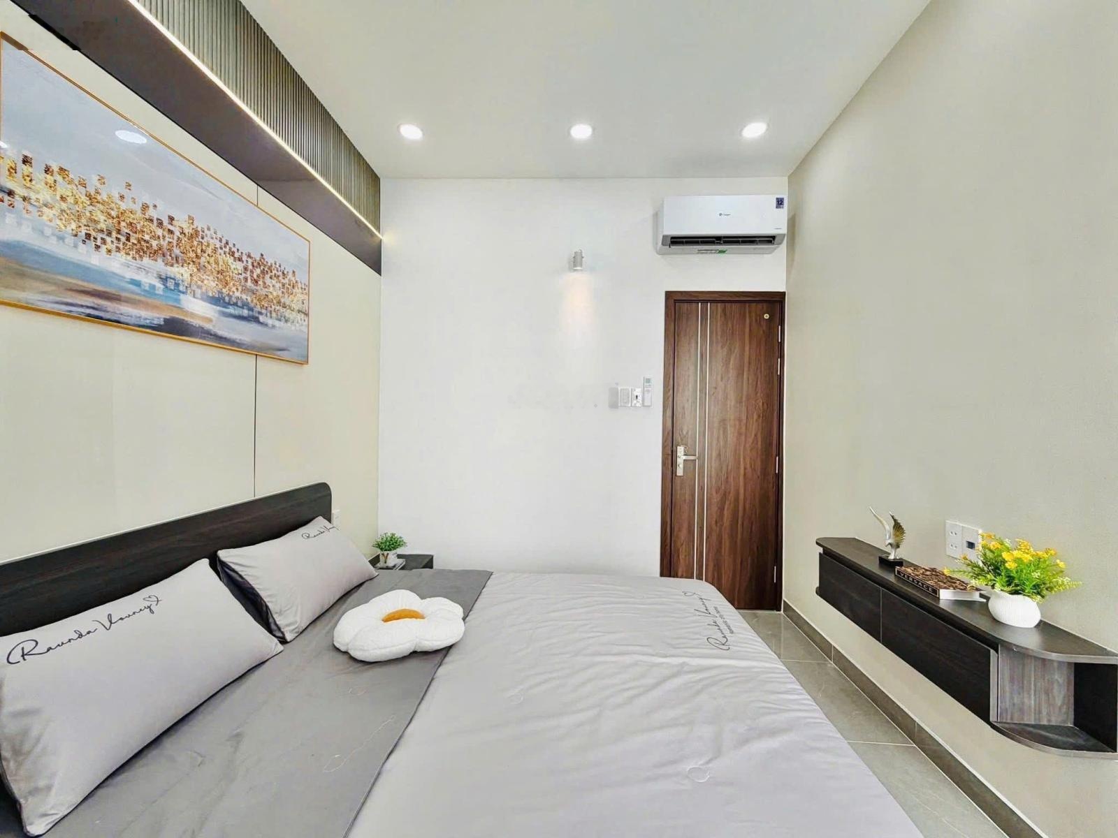 Nhà Đẹp Bán Gấp, Đ.Hoàng Diệu, P.Khánh Hội, Q4, DT 78m2, Giá 2 tỷ 390tr, Sổ Hồng Riêng Chính Chủ