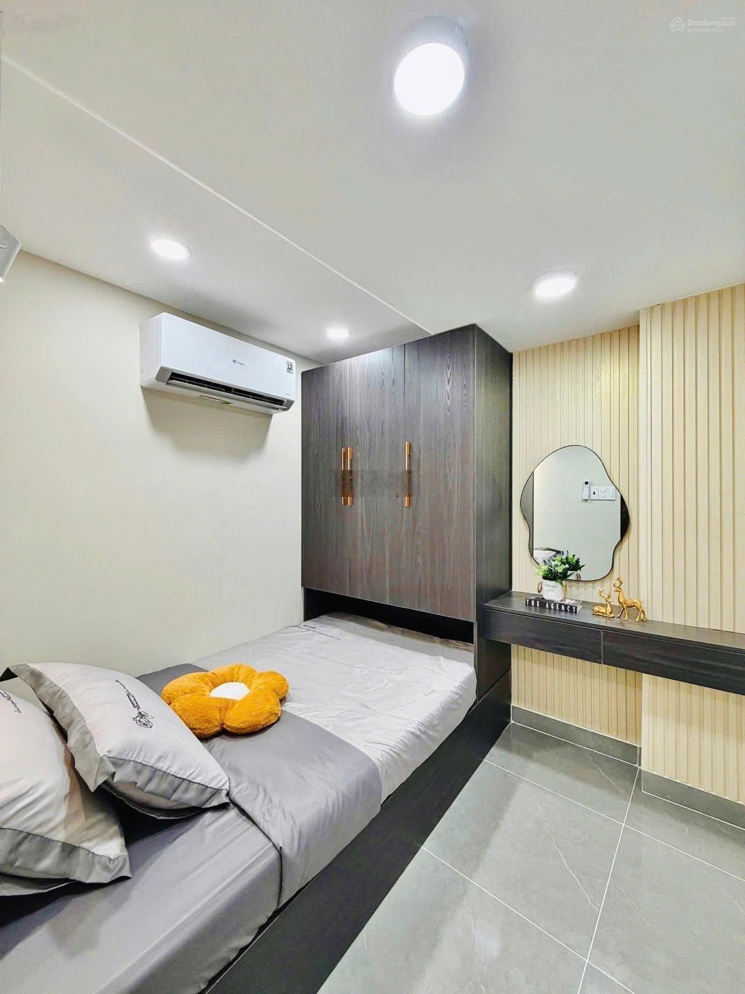 Nhà Đẹp Bán Gấp, Đ.Hoàng Diệu, P.Khánh Hội, Q4, DT 78m2, Giá 2 tỷ 250tr, Sổ Hồng Riêng Chính Chủ