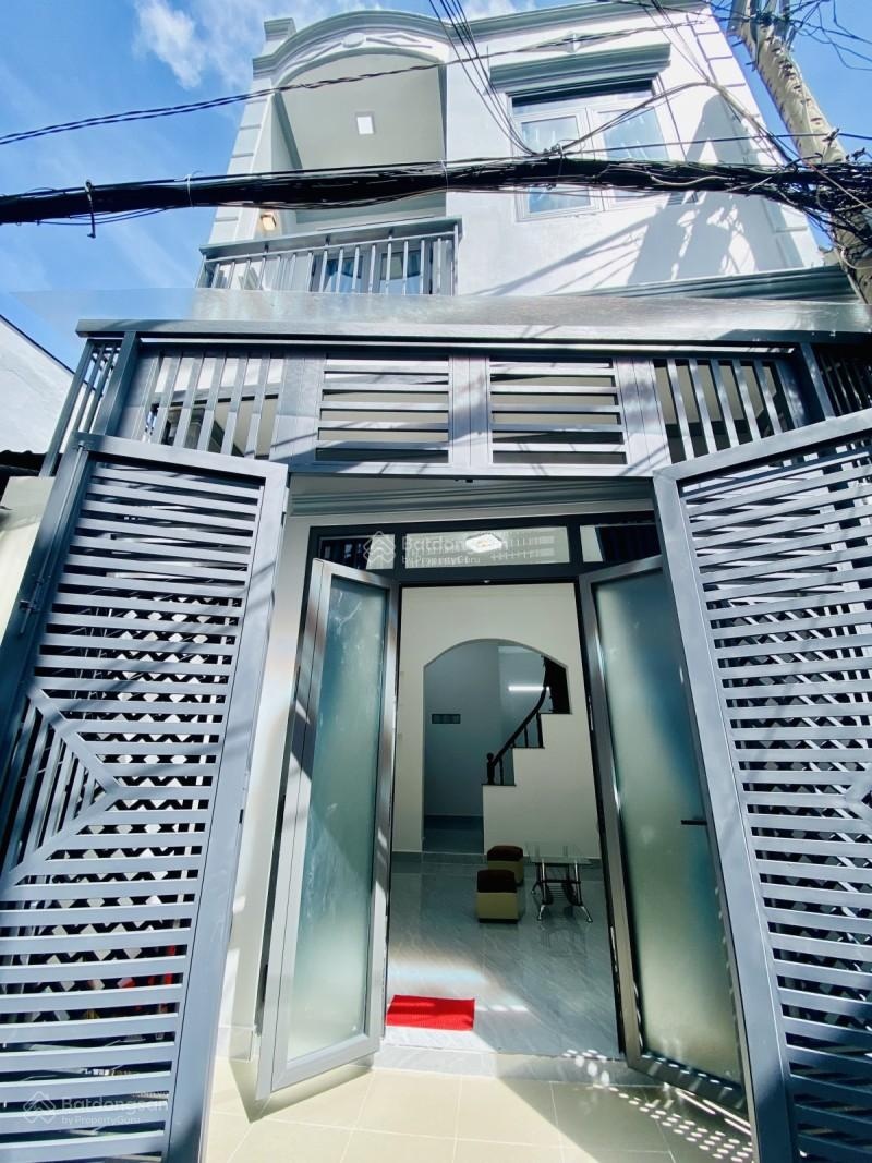 Phạm văn bạch 15 tân bình - nhà chính chủ - khu vực dân trí -hẻm sạch - nhà mới đẹp -dọn vào ở ngay